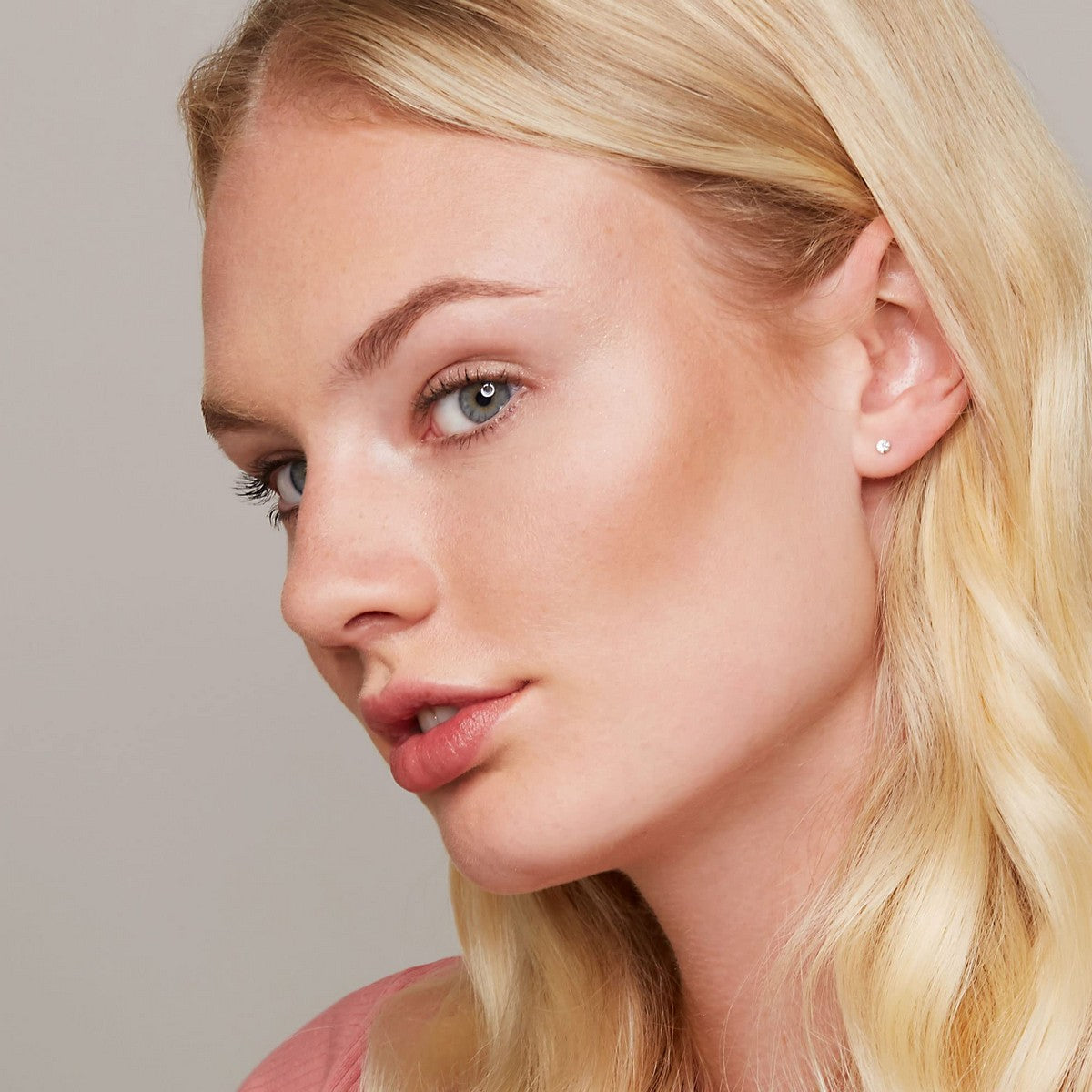 V11H39F71471D7B3A53867CF30DA6D169A4FR3557375P5